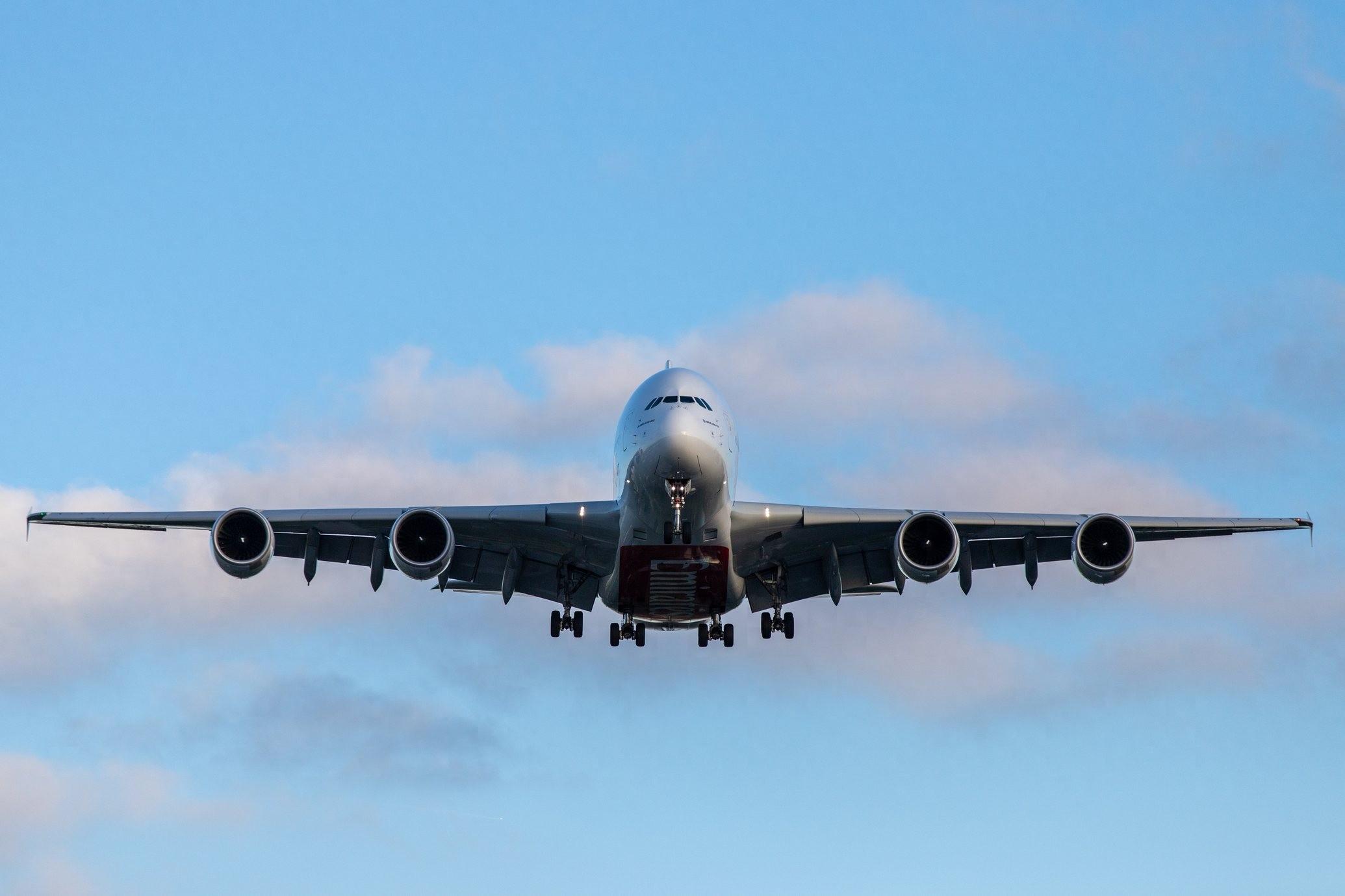 桂林航空突然停航？中小航空公司该如何求生？